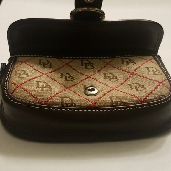DOONEY & BOURKE TAN & BROWN WRISTLET NWOT - Picture 4 of 6